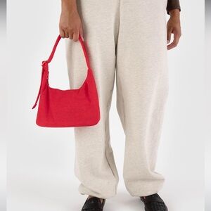 BAGGU Mini Nylon Shoulder Bag in Candy Apple Red